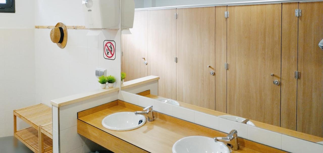 Albergue Nacama Hostel Pontevedra Exclusivo Peregrinos Pilgrims Экстерьер фото